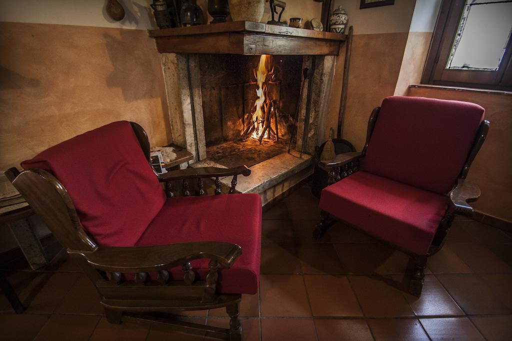 Bio Agriturismo Aia Del Tufo Сорано Экстерьер фото